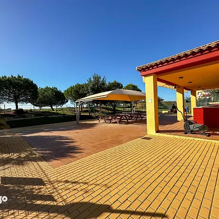 La Guardiana Bright, Modern Gua001 Apartment